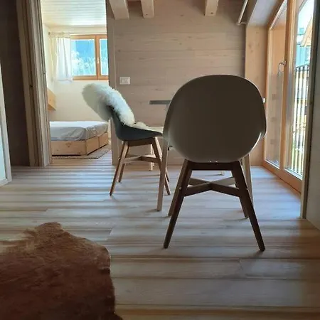 Apartment Mansarda Panoramica In Legno